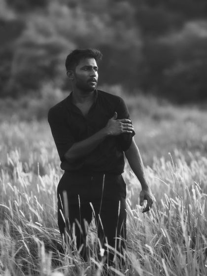 Agy Thomas - Portrait & Fashion Photography Monochrome Portraits photo 15