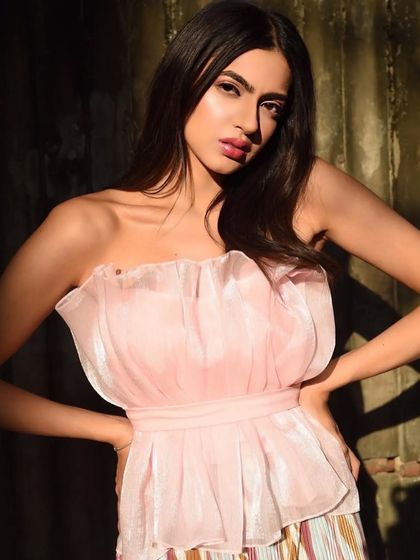 Editorial & High-Fashion photo 24