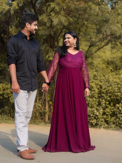 A walk in the park. This couple's pre-wedding photo is simple and sweet, featuring a lovely wine-colored gown with lace sleeves.