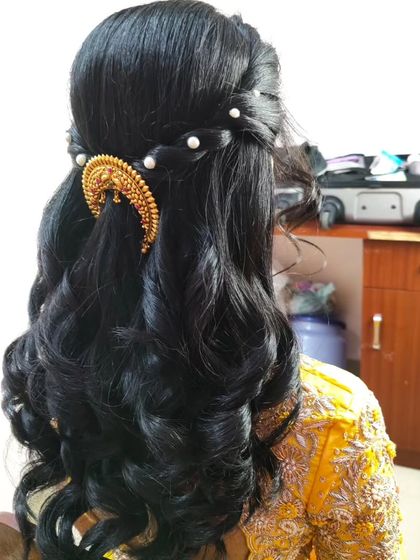 Laxmi Ramkrishna - Special Occasion Hairstyling Flowing Curls & Half-Up Styles photo 46