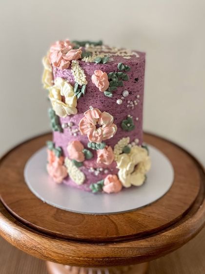 Gobble Cake - Designer & Bento Cakes Elegant Buttercream & Floral Art photo 8