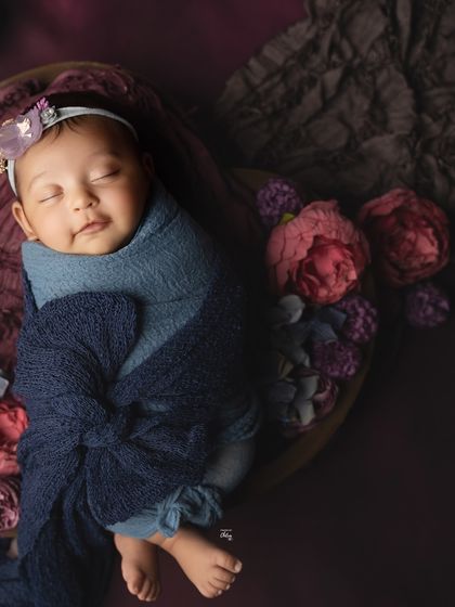 The Newborn Stage: Pure & Serene photo 19