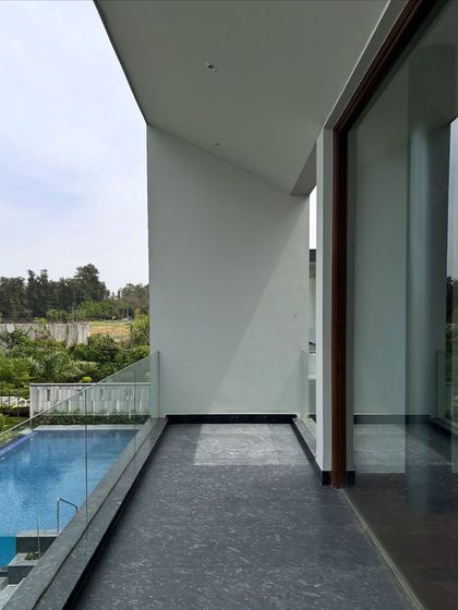 Seamless Indoor-Outdoor Living photo 21