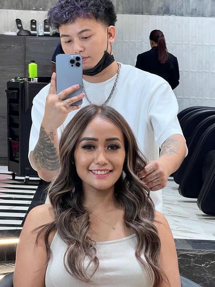 A selfie with a happy client after her balayage appointment. Seeing my clients this happy with their new hair is the best part of my job.