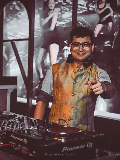 Pointing to the crowd, feeling the connection. The wedding season is here and I'm ready to make it memorable.