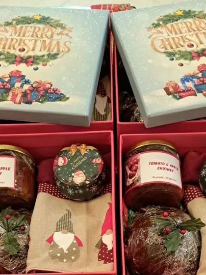 Presentation is just as important as taste, especially when it comes to gifting. My Christmas hampers come in these beautifully designed festive boxes, making them a delight to give and receive.