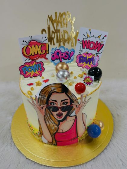 Another shot of the fun and expressive "WOW" cake.