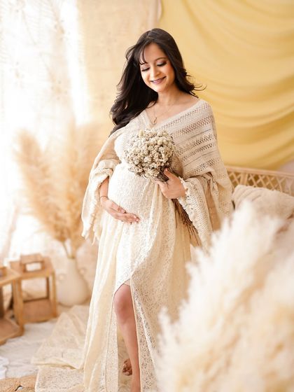 Solo Radiance: Portraits of the Mother-to-Be photo 175