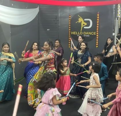 Hello Dance & Fitness Club - Kids Dance Classes Festival Fun & Studio Parties photo 12