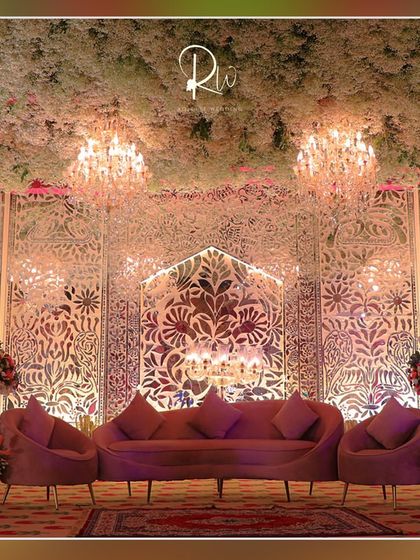 Grand Entrances & Opulent Structures photo 10