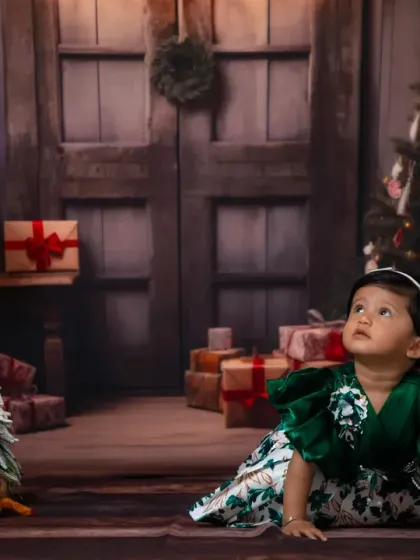 A quiet, magical moment captured during a Christmas-themed photoshoot.