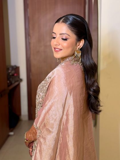 Additional Looks photo 4