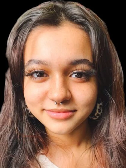 A classic septum piercing that is well-centered and sits nicely. I have extensive experience with septum piercings and can help you achieve this look.