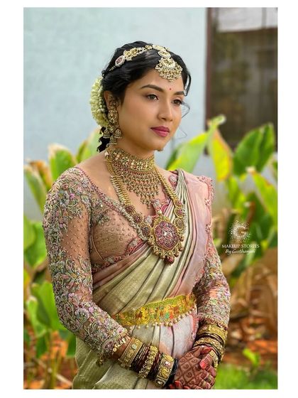 Geethanjali Venkatesh - Professional Makeup Courses The Art of South Indian Bridal Makeup photo 14