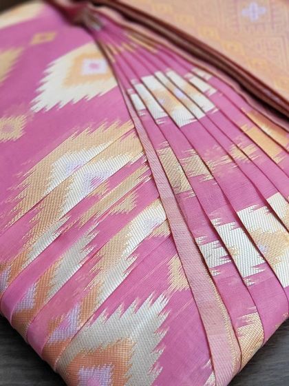 My pre-pleating workshop empowers you to start your own business. Here is an example of a perfectly box-folded saree, a key skill I teach.