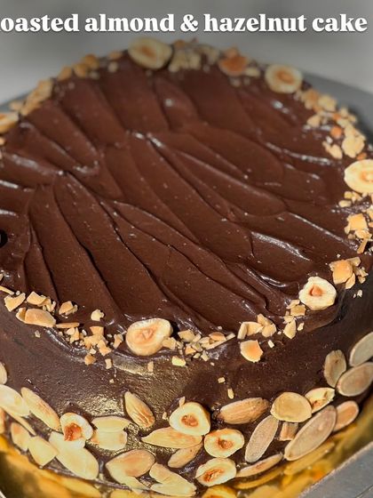 For those who love a nutty flavor with their chocolate, our Roasted Almond & Hazelnut cake is the perfect choice. The toasted nuts complement the rich chocolate perfectly.