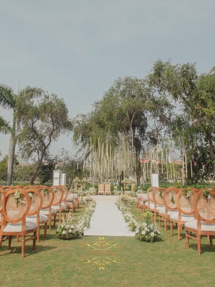 Elegant Daytime Celebrations photo 3