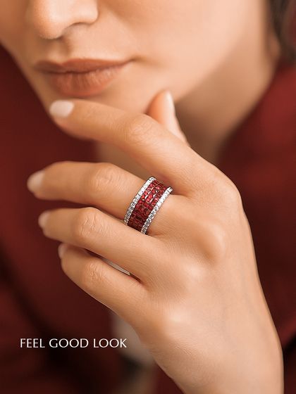 Statement Rings & Floral Designs photo 11