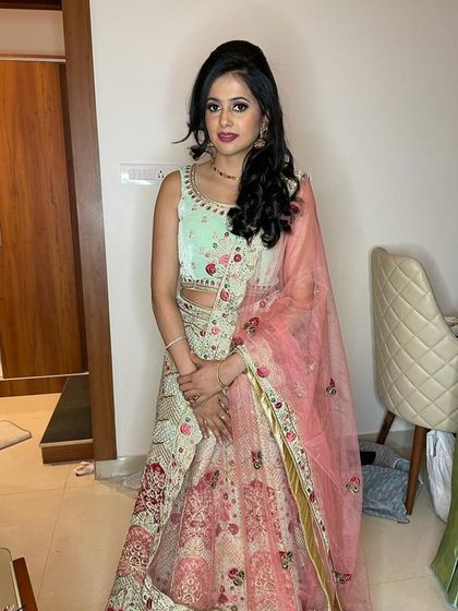 Wearrent - Occasion Wear Rental Designer Lehengas for Rent photo 5