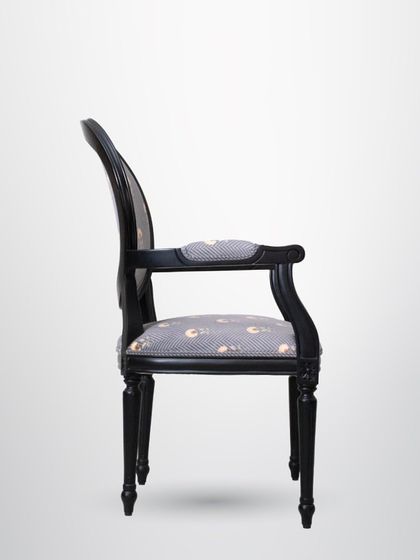 TIS Living - Bespoke Furniture for Entire Homes Statement Seating: Armchairs, Sofas & Loungers photo 62