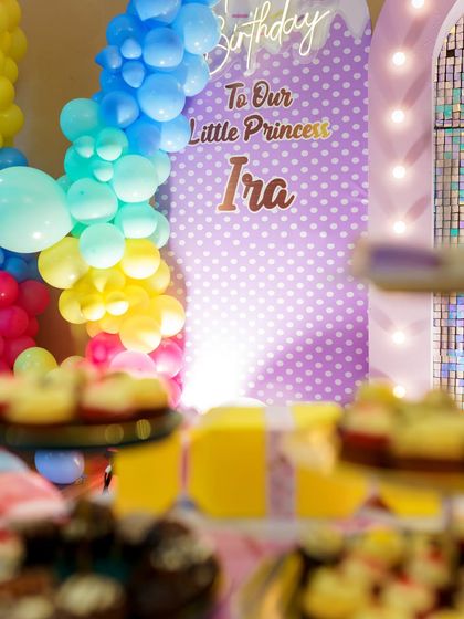 Themed Decor & Details photo 3