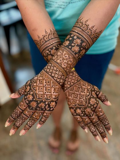 Mitali - Bridal Mehendi Full Bridal Mehendi (Hands) photo 28