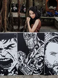 Custom Portraits & Canvas Paintings