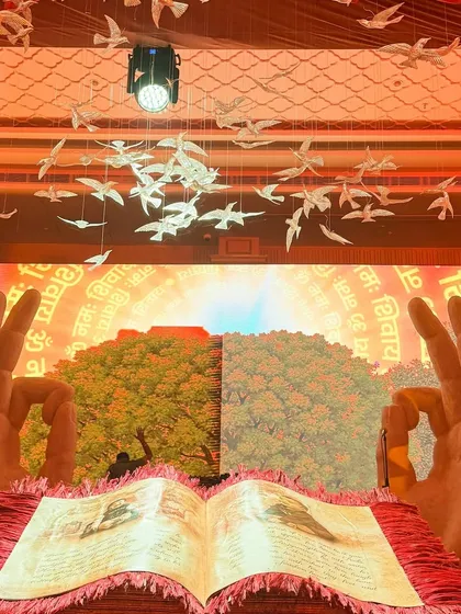 A glimpse into a magical celebration in Jaipur. For a child's first birthday, I wove the parents' love story into sand, from their first meeting to the joy of welcoming their new baby. This performance, set against a stunning backdrop, shows how I tailor each story to create an unforgettable centerpiece for personal milestones.