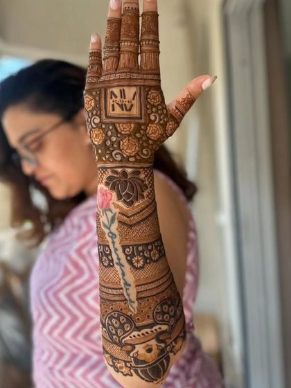 Mehndi for Engagements & Sangeet photo 4