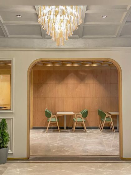 Grand Entrances & Lobbies photo 18