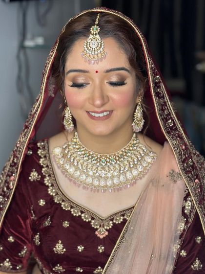 Traditional Red & Pink Bridal Looks photo 35