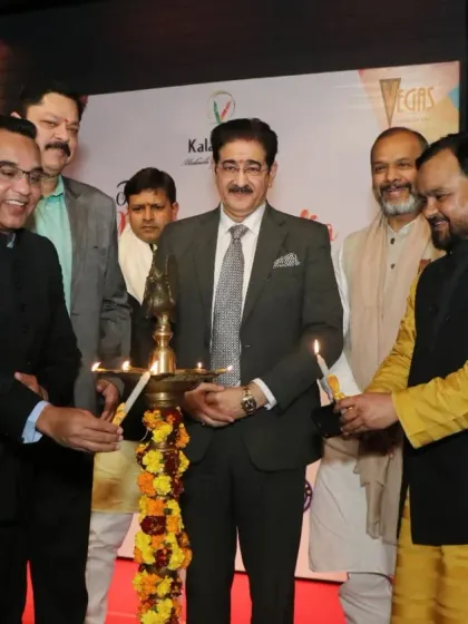 The lamp lighting ceremony with all our esteemed guests, marking the inauguration of the event.