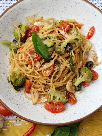 An overhead shot of our Farmer's Style Spaghetti, a rustic and hearty dish that brings the best of Italian comfort food to your table, the healthy way.