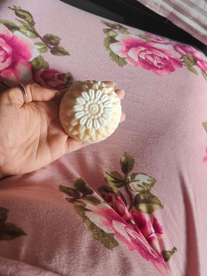 This is my Vitamin C and Almond Milk combo bar. It’s designed to be a short, punchy boost for your skin, leaving it bright and nourished. A little something special I whipped up for you.