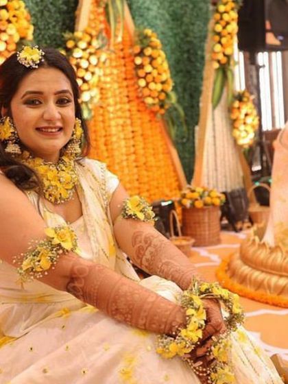 Vibrant Haldi & Mehendi Setups photo 16