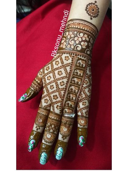 Sonu - Special Occasion Mehndi Traditional & Festive Designs photo 65