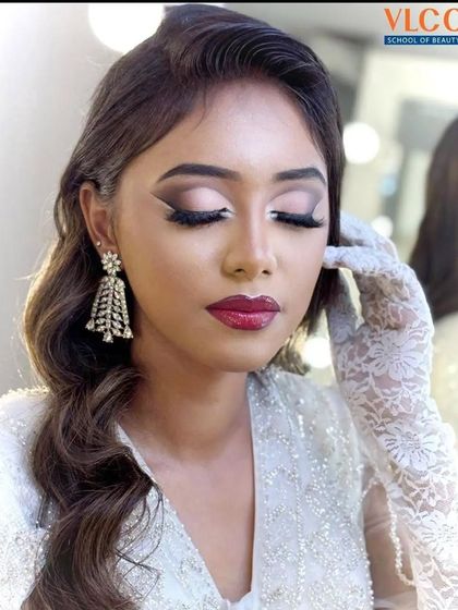 VLCC School of Beauty - Professional Makeup Artistry Editorial & Avant-Garde Artistry photo 12