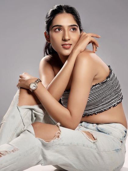 Acchu - Portrait & Fashion Photography Casual & Modern Styles photo 9