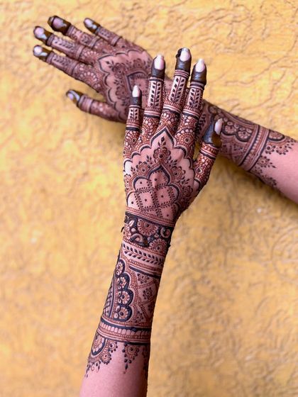 Mitali - Mehendi for Special Occasions Exquisite Bridal Mehendi photo 29