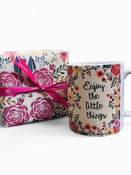 'Enjoy the little things'. This coffee mug, wrapped in a beautiful floral gift box, speaks to our soul. Sometimes the smallest rituals hold the deepest inspiration.