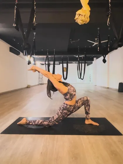 Embracing the energy of the full moon with a deep crescent lunge. This pose stretches the hip flexors and quadriceps while opening the heart, allowing you to release what no longer serves you.