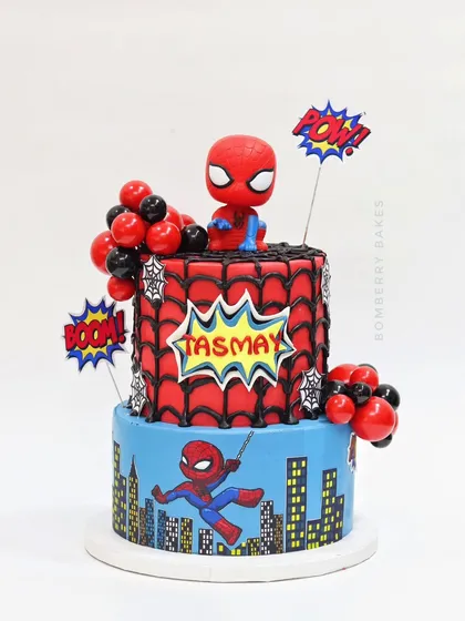 A slightly different angle of the action-packed Spiderman cake.