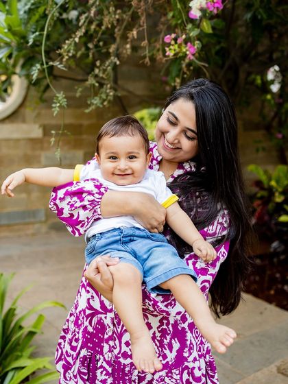 Cuddles & Giggles Photography - Newborn & Baby Photography Pure & Simple: Black and White photo 8