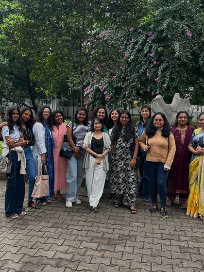 Our CFA students on another inspiring gallery visit. Building a strong community is at the heart of what we do.