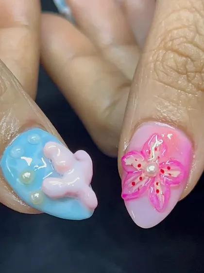 A close-up of the 3D coral and flower details from the beach-themed set.