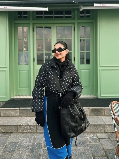 A stylish winter look from my trip to Srinagar, Kashmir. I showcase practical and fashionable outfits for different climates and destinations.