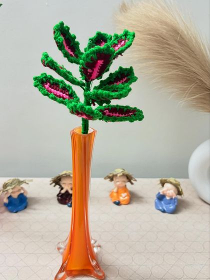 Everlasting Crochet Blooms & Decor photo 3