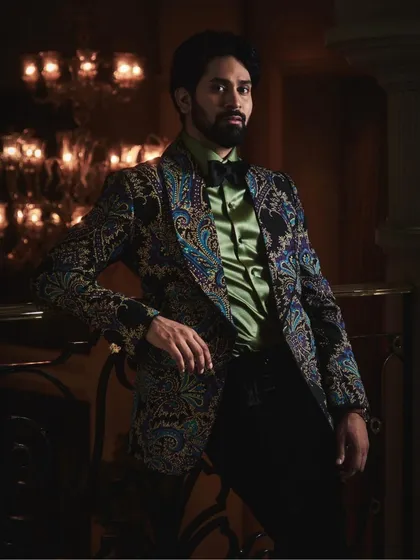 Ankush Bahuguna looking sharp in our versatile printed jacket. The mix of light blue, grey, and deep blue offers a seamless transition from a casual day look to a semi-formal evening ensemble.