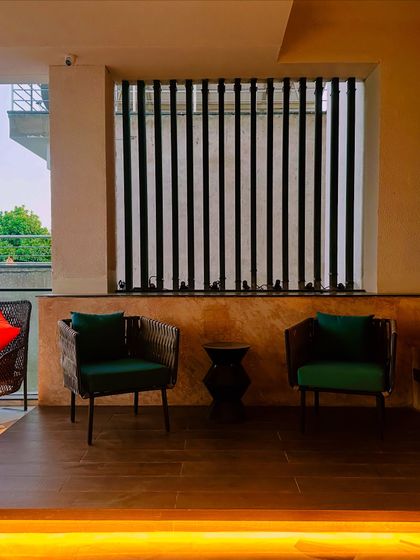 Intimate Courtyards & Balconies photo 16