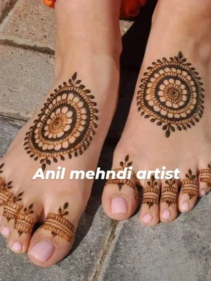 I also create beautiful mehandi for feet. This simple yet elegant mandala design is perfect for any occasion, adding a touch of tradition from head to toe.